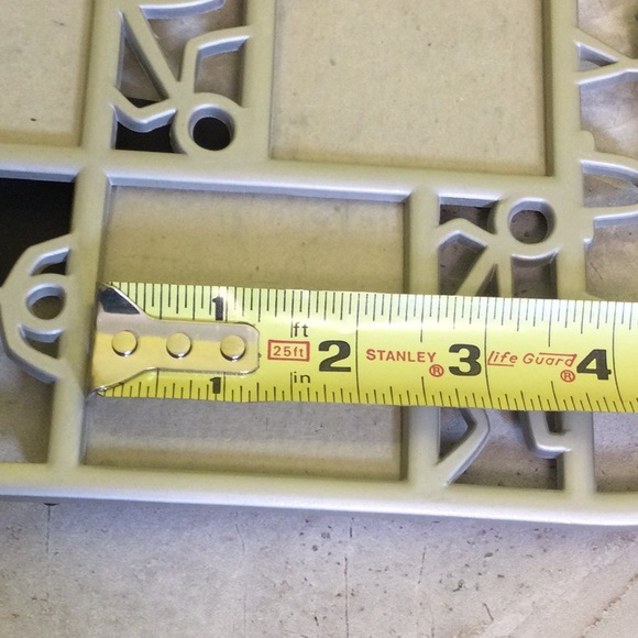 Gray brushed metal stick people friends frame - Picture 7 of 10